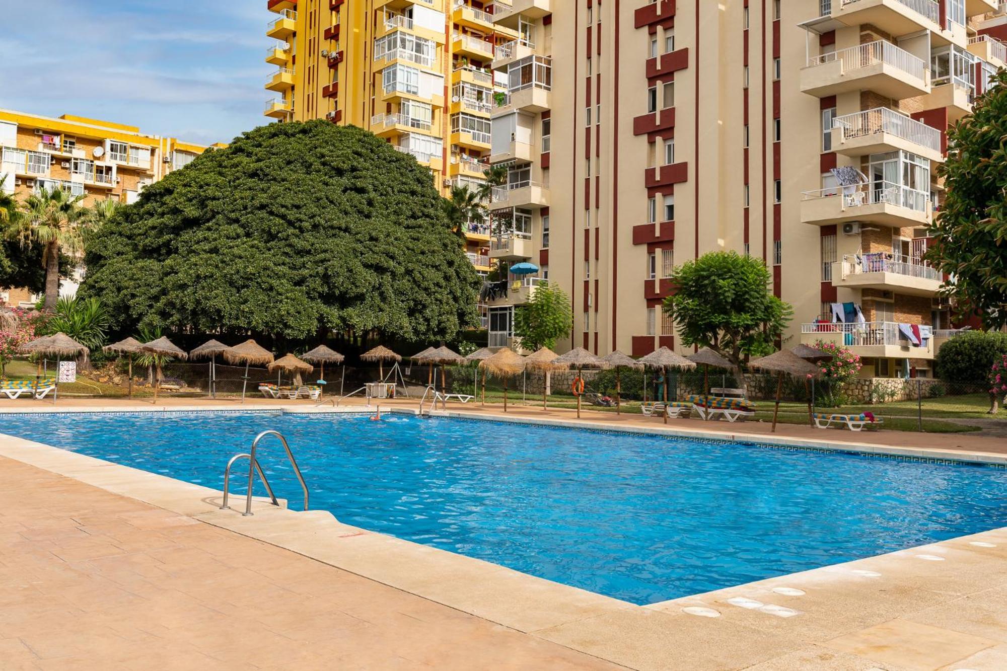 Appartement Blonzu Angola à Benalmádena Extérieur photo